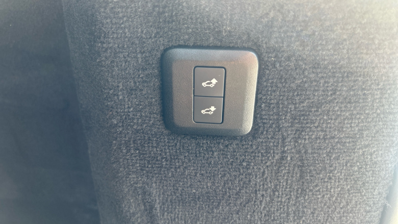 Land Rover Range Rover Sport 2.0 P400e HSE Dynamic 5dr Auto Estate